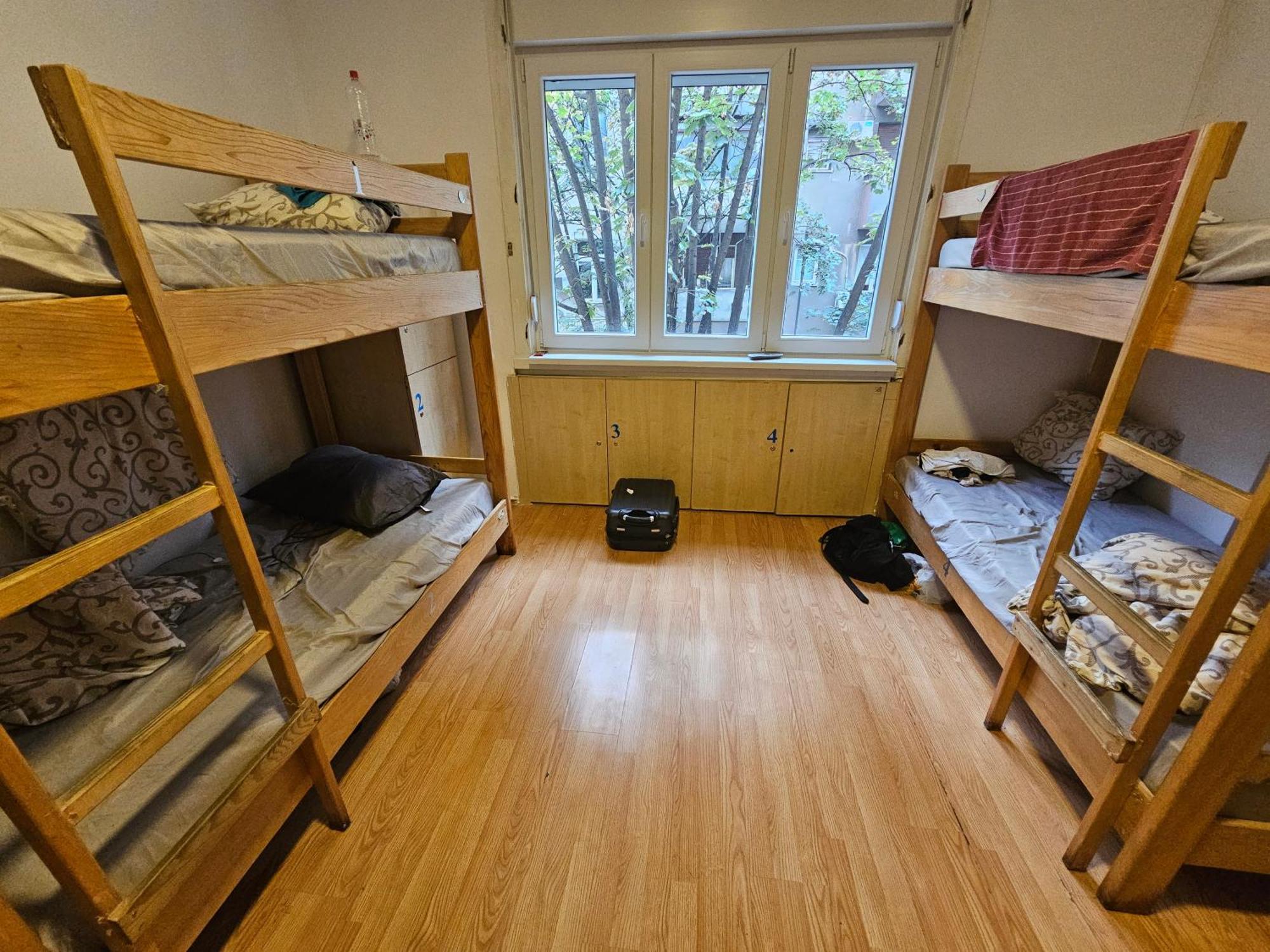 The Traveling Theater Hostel Βελιγράδι Εξωτερικό φωτογραφία
